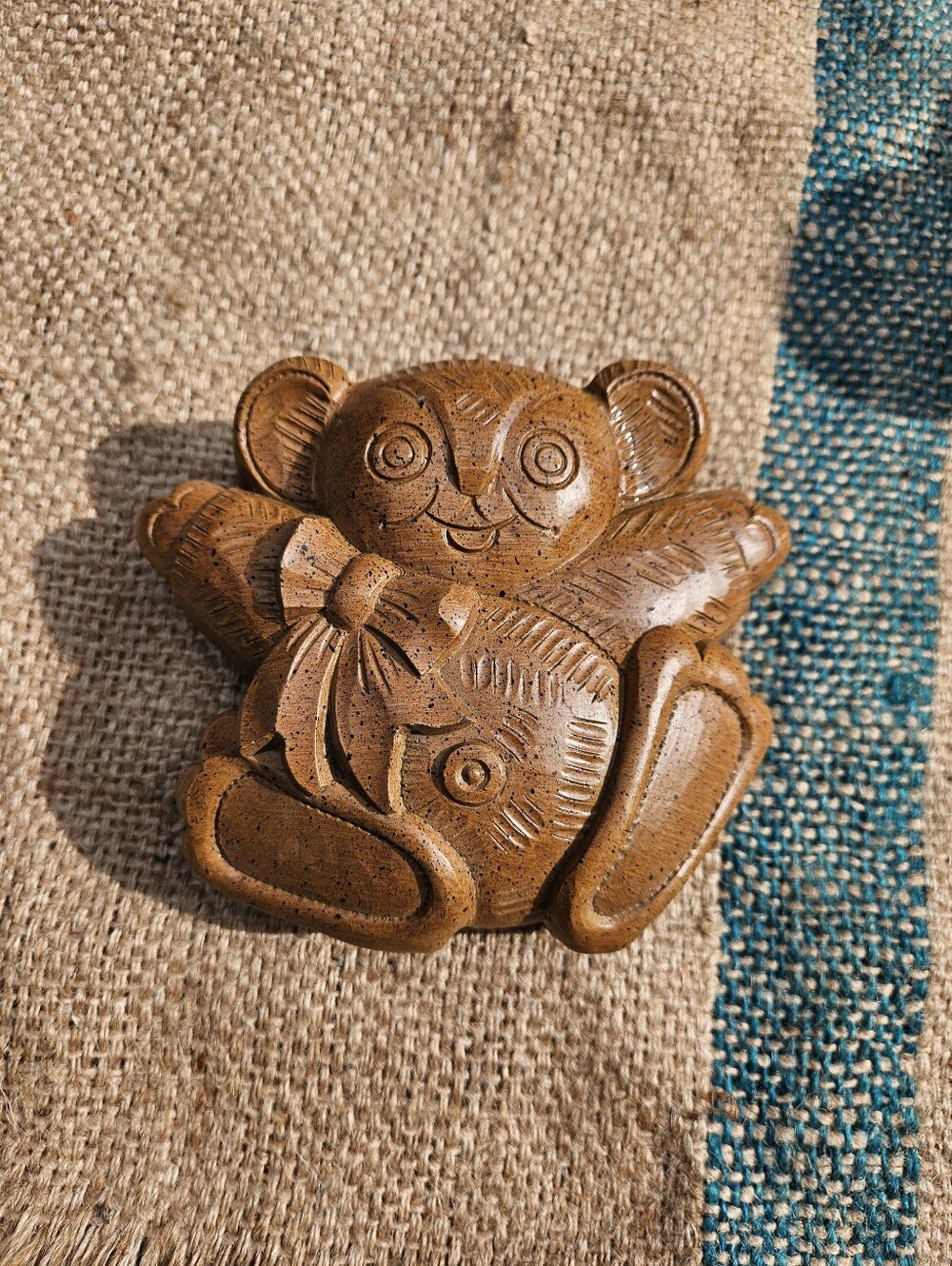 Homco Brown Wood Grain Bear Wall Accent